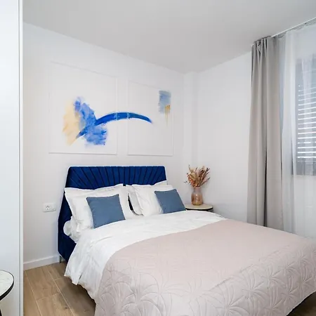 Apartment Olive Family House *