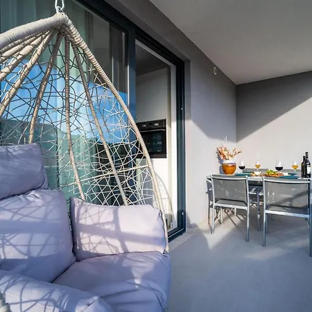 Olive Family House * 米利尼