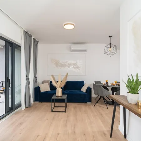 Olive Family House Apartment Mlini